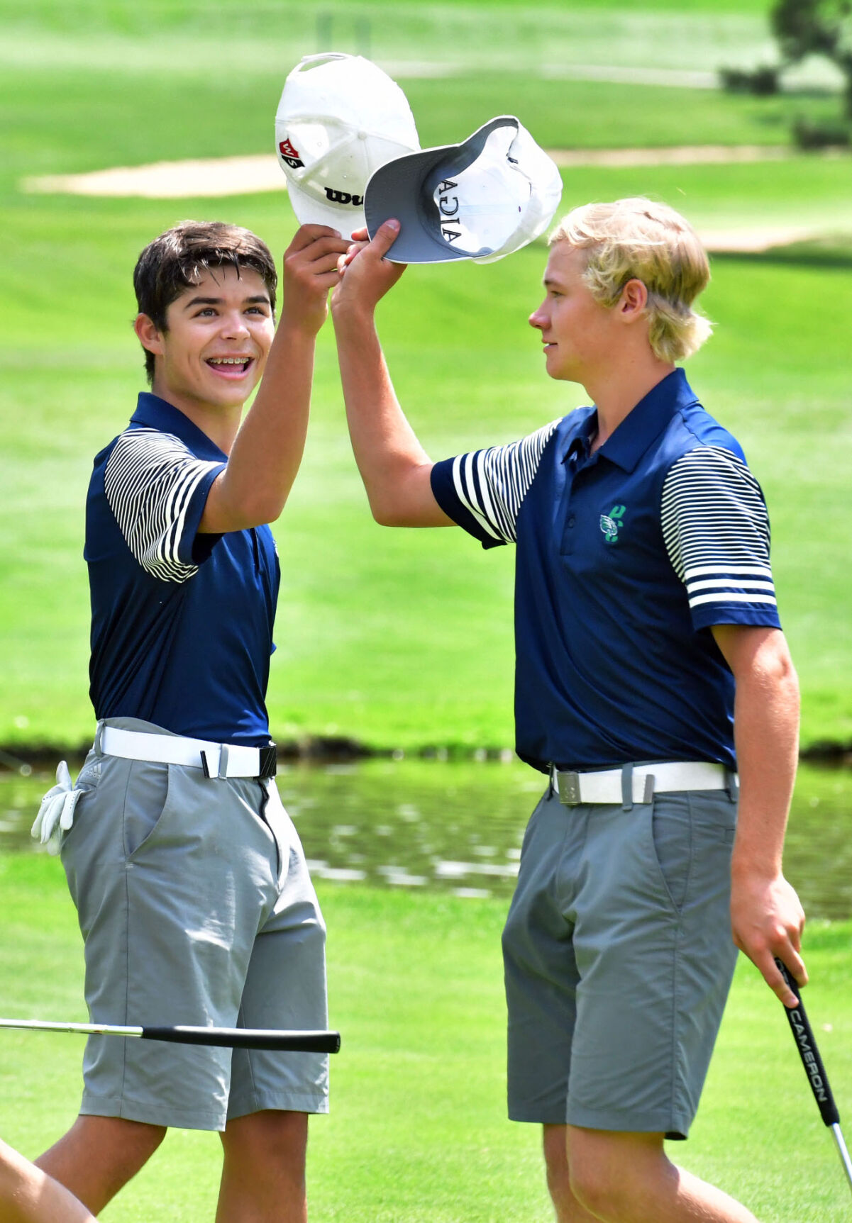 081120-sw-hsgolf 06.JPG